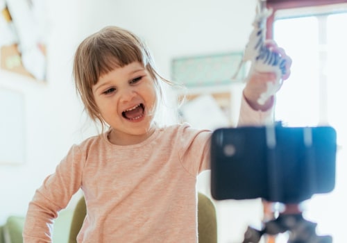 Monitoring Children's Safety: Challenges of Online Playgroups